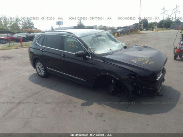 VOLKSWAGEN TIGUAN 2018 3vv2b7ax0jm149631