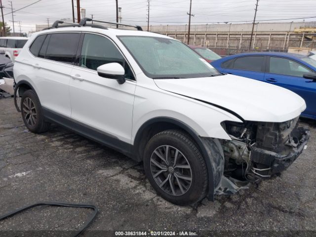 VOLKSWAGEN TIGUAN 2018 3vv2b7ax0jm219080