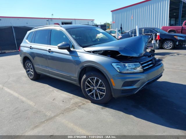 VOLKSWAGEN TIGUAN 2019 3vv2b7ax0km164471