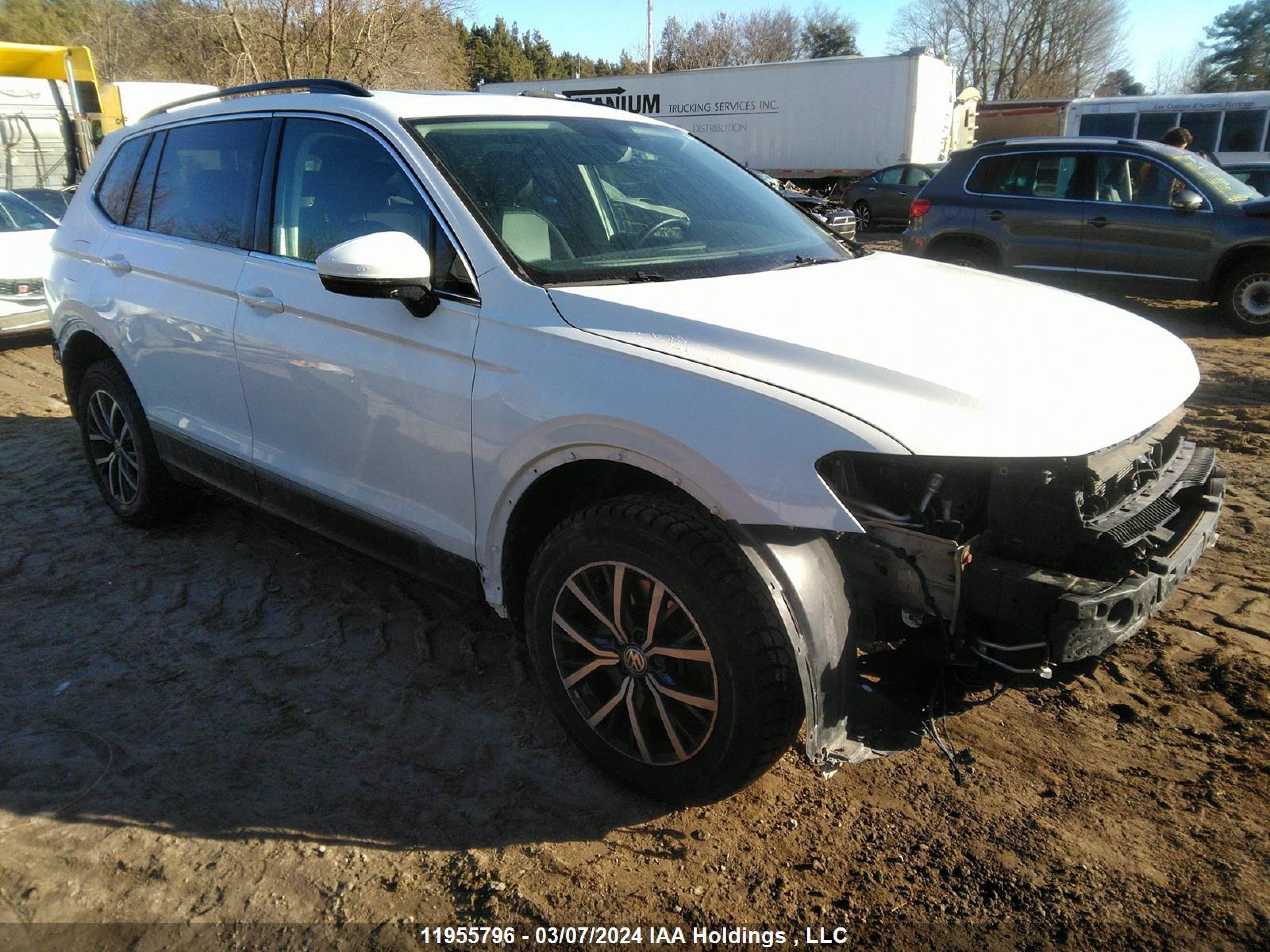 VOLKSWAGEN TIGUAN 2019 3vv2b7ax0km174014