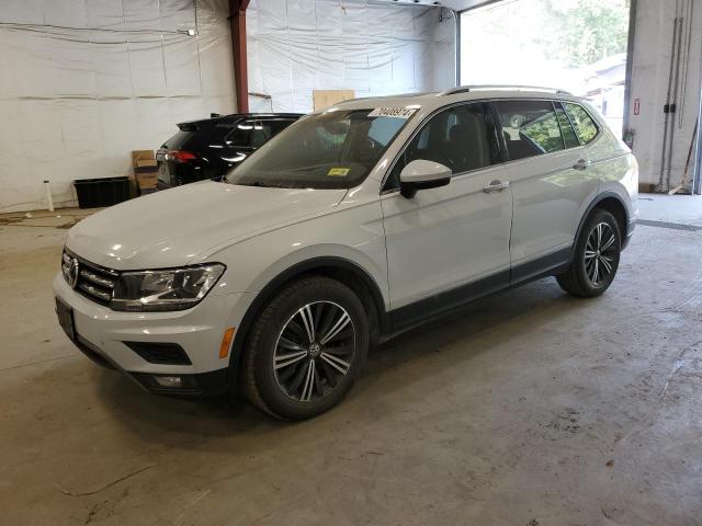 VOLKSWAGEN TIGUAN SE 2018 3vv2b7ax1jm027196