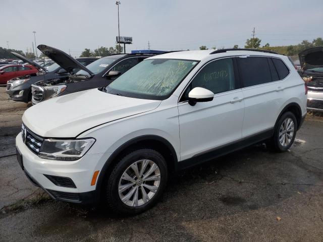 VOLKSWAGEN TIGUAN SE 2018 3vv2b7ax1jm078925