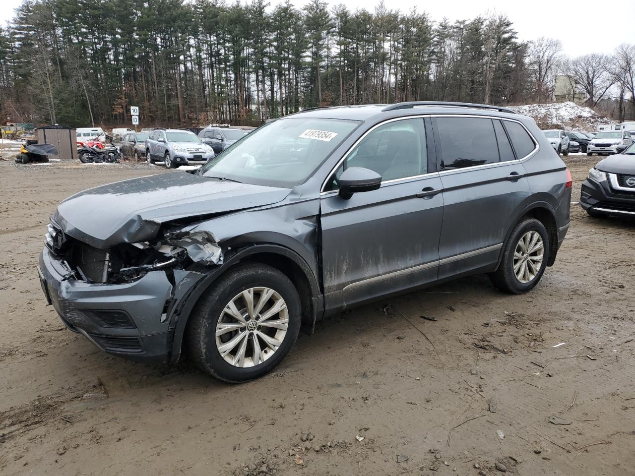 VOLKSWAGEN TIGUAN 2018 3vv2b7ax1jm174358