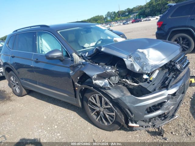 VOLKSWAGEN TIGUAN 2018 3vv2b7ax1jm222442