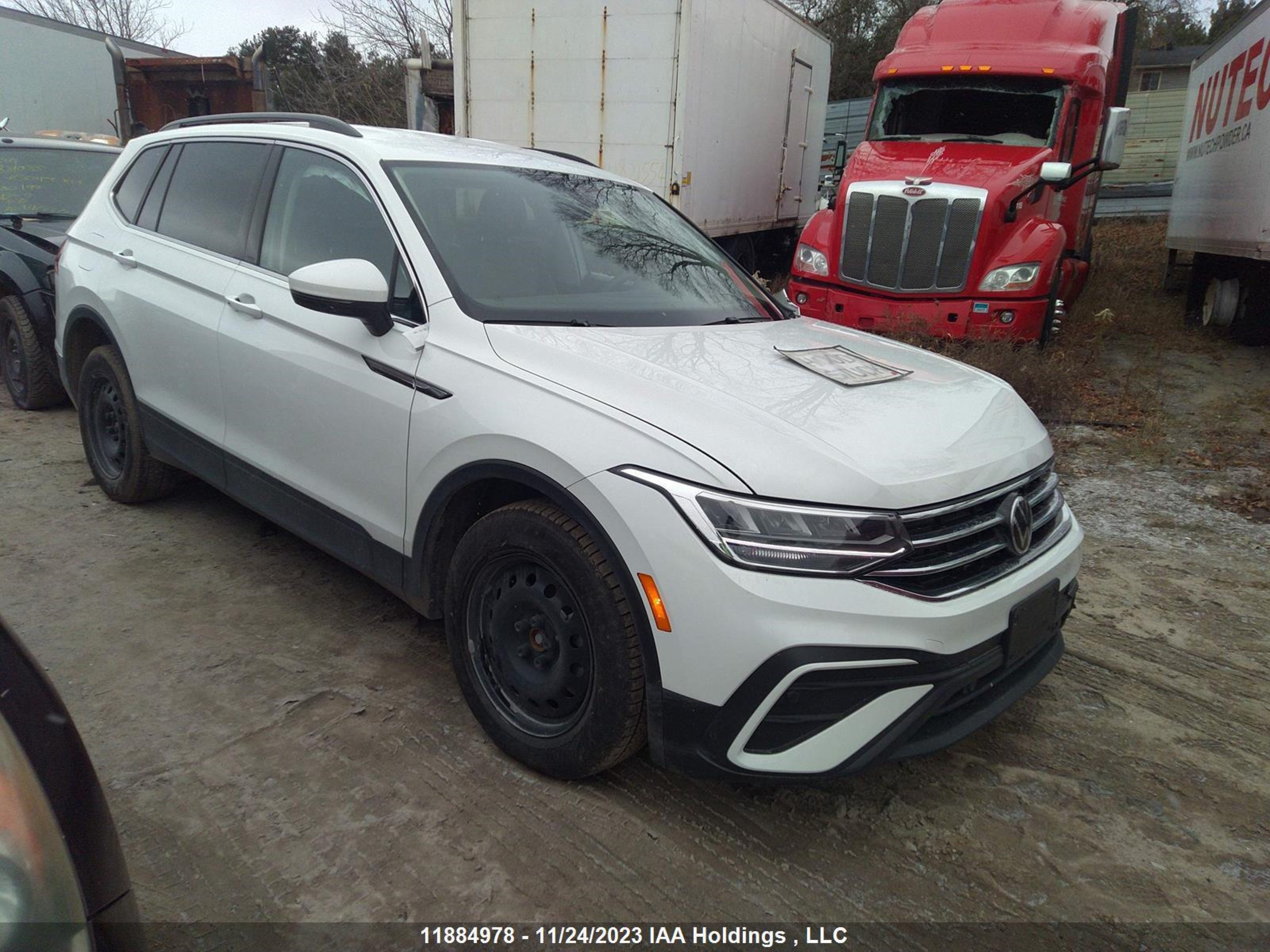 VOLKSWAGEN TIGUAN 2023 3vv2b7ax1pm093188