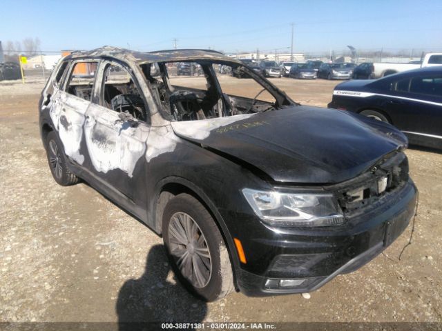 VOLKSWAGEN TIGUAN 2018 3vv2b7ax2jm110636