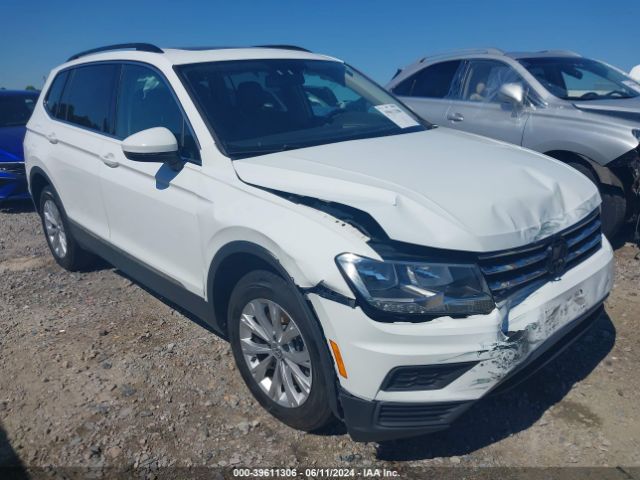 VOLKSWAGEN TIGUAN 2018 3vv2b7ax3jm095628