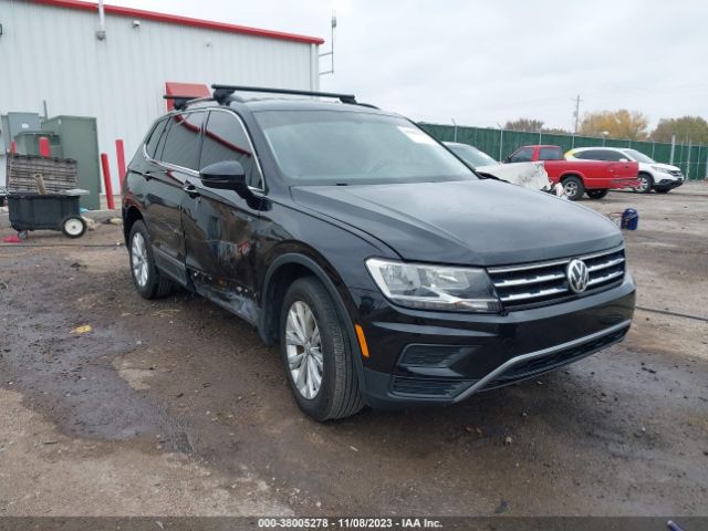 VOLKSWAGEN TIGUAN 2018 3vv2b7ax3jm109446