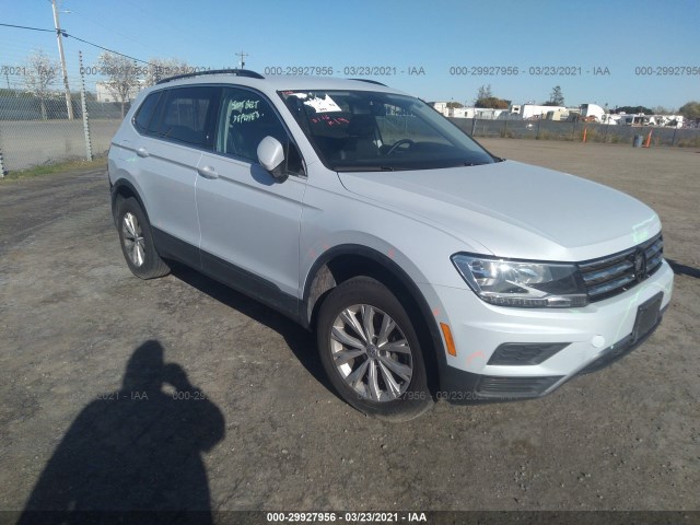 VOLKSWAGEN TIGUAN 2018 3vv2b7ax3km009123