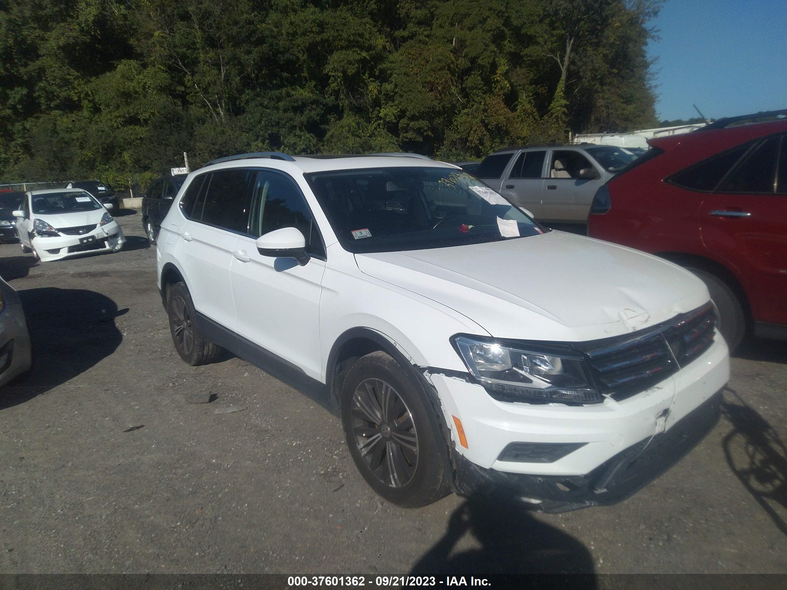 VOLKSWAGEN TIGUAN 2019 3vv2b7ax3km011745