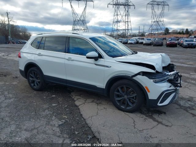 VOLKSWAGEN TIGUAN 2022 3vv2b7ax3nm015797