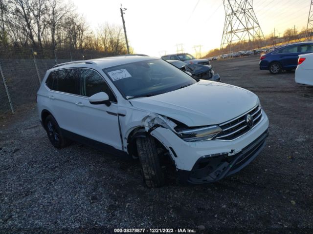 VOLKSWAGEN TIGUAN 2022 3vv2b7ax3nm068564