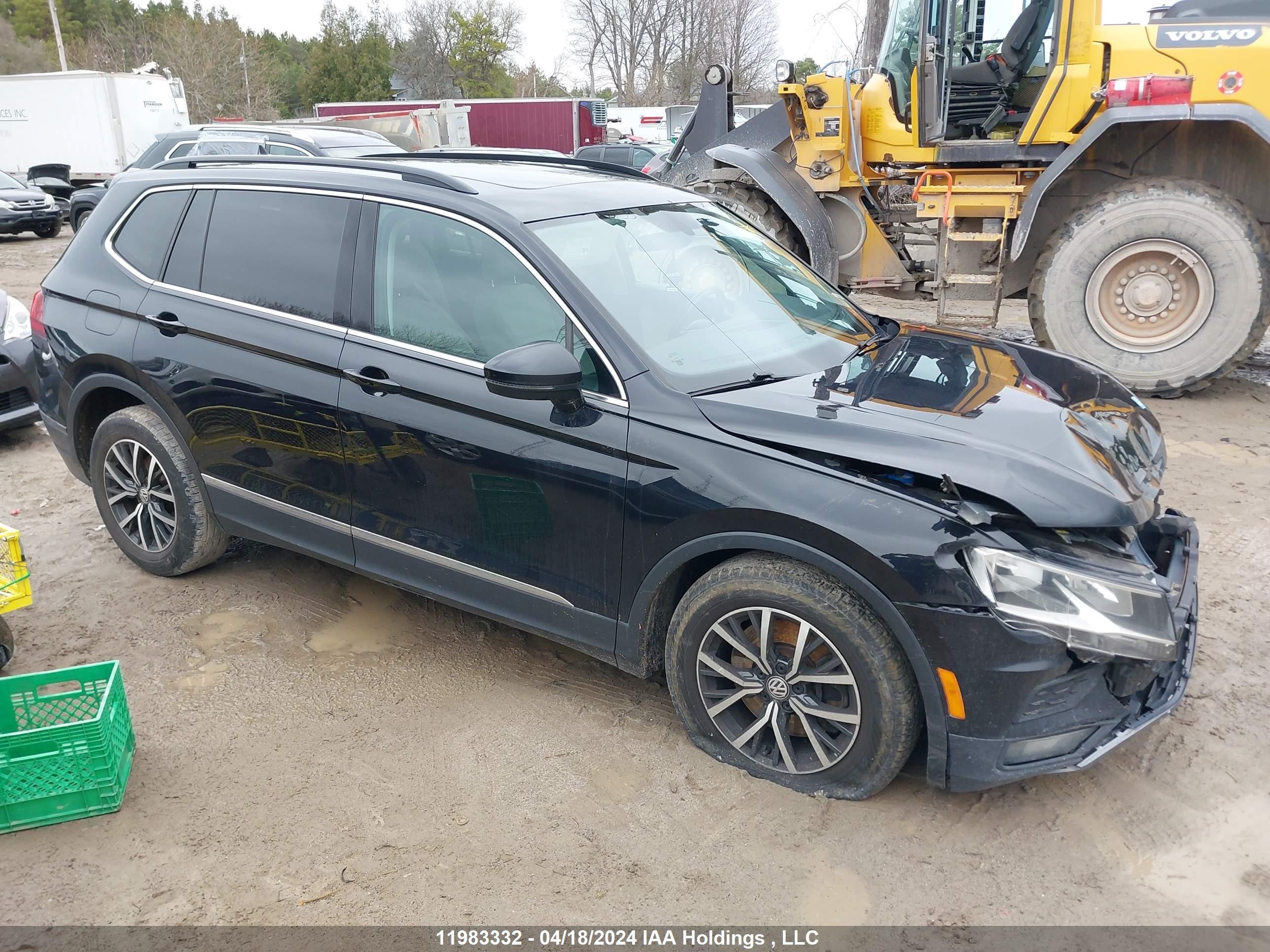 VOLKSWAGEN TIGUAN 2018 3vv2b7ax4jm038516