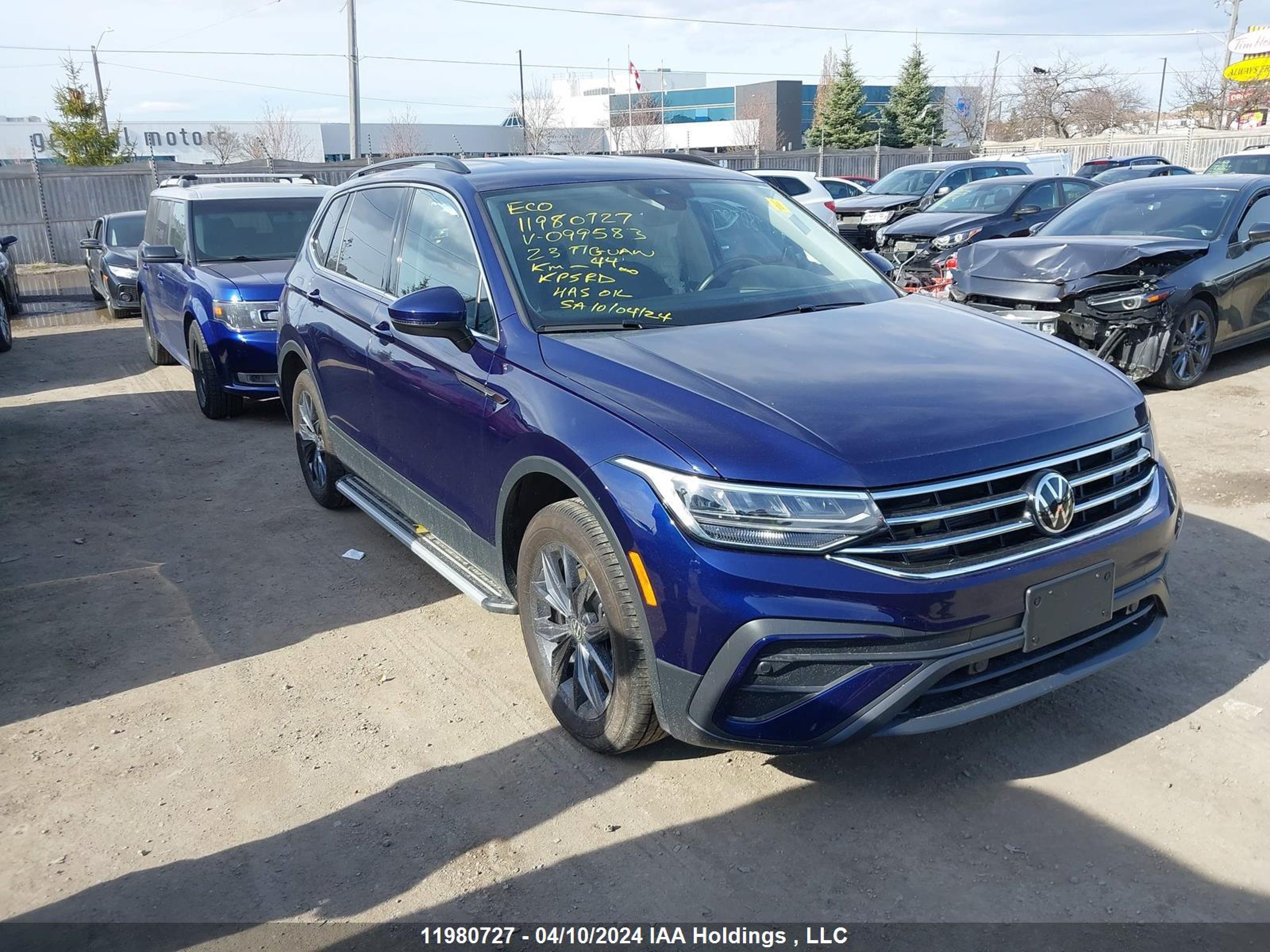 VOLKSWAGEN TIGUAN 2023 3vv2b7ax4pm099583