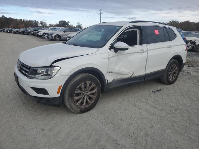 VOLKSWAGEN TIGUAN SE 2018 3vv2b7ax5jm042199