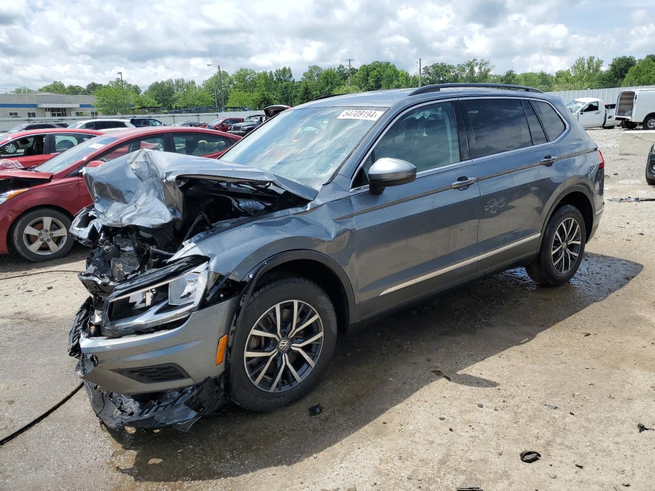 VOLKSWAGEN TIGUAN 2018 3vv2b7ax5jm138804