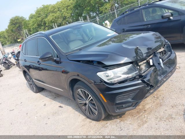 VOLKSWAGEN TIGUAN 2018 3vv2b7ax6jm143171