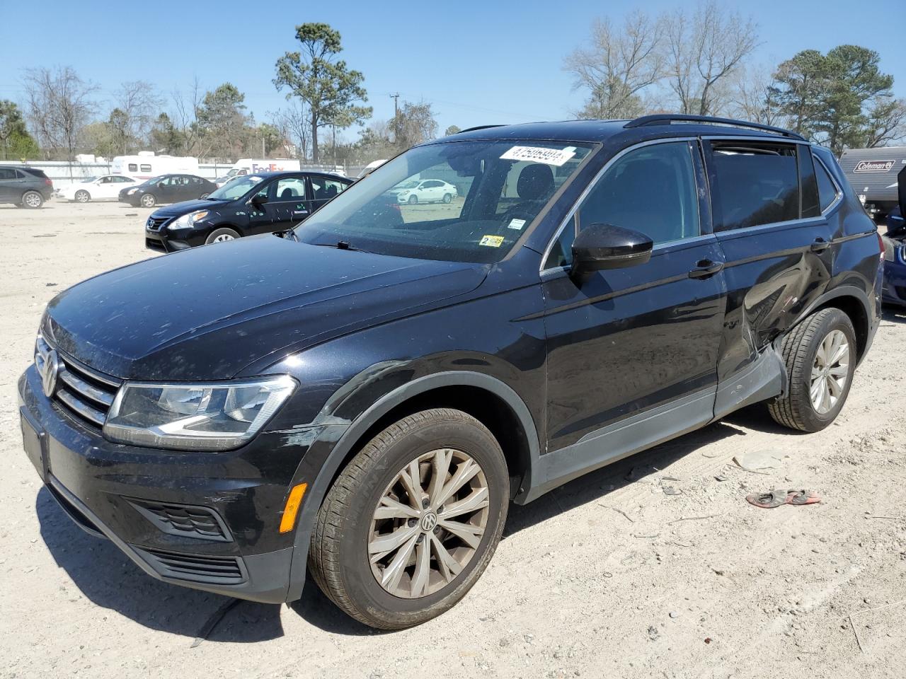 VOLKSWAGEN TIGUAN 2019 3vv2b7ax6km138084