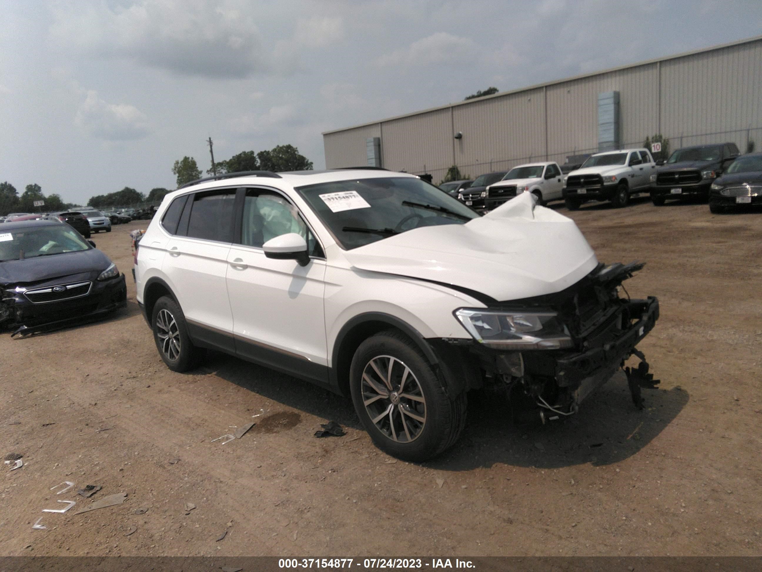 VOLKSWAGEN TIGUAN 2020 3vv2b7ax6lm152908