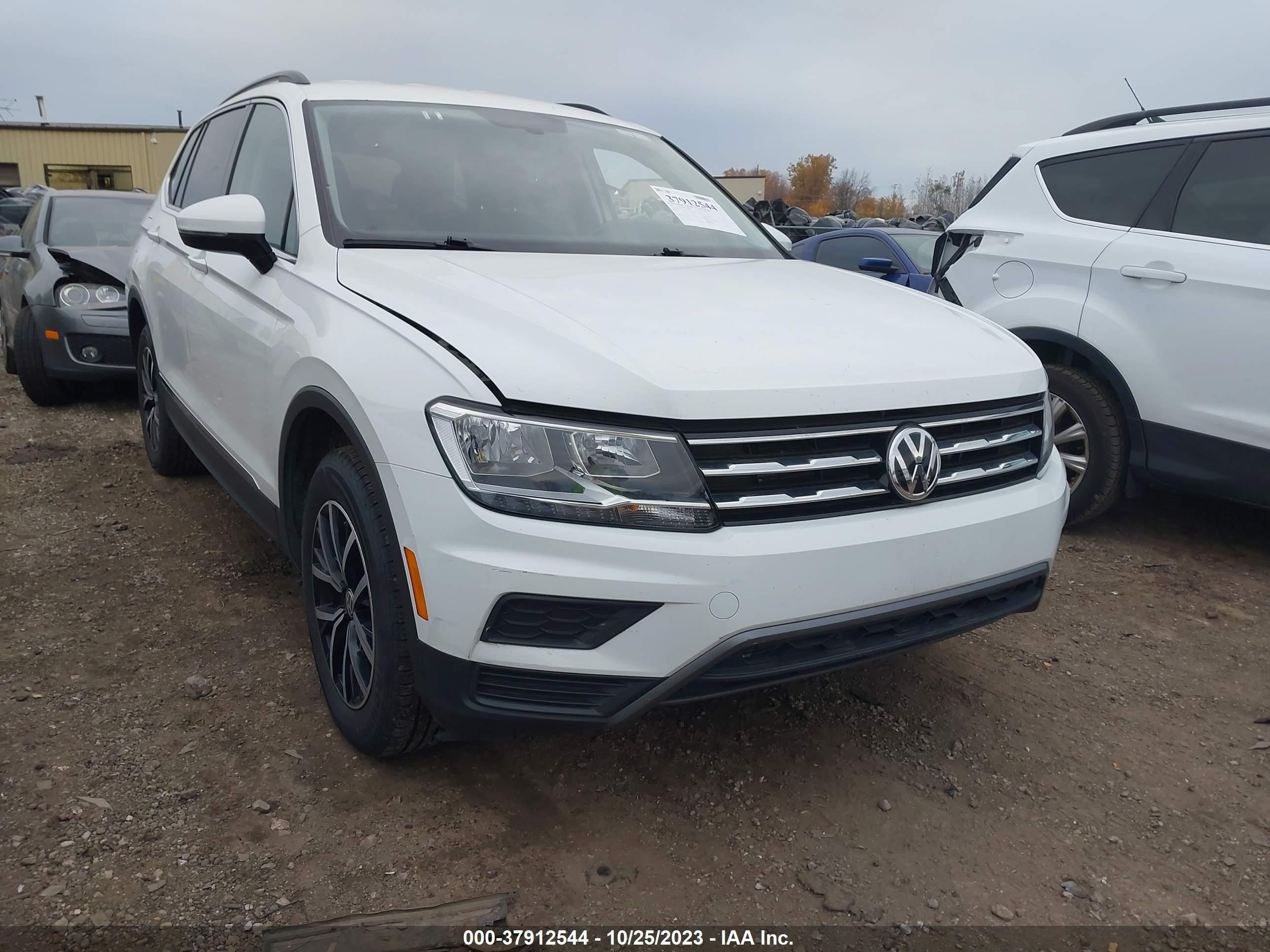 VOLKSWAGEN TIGUAN 2021 3vv2b7ax6mm005344