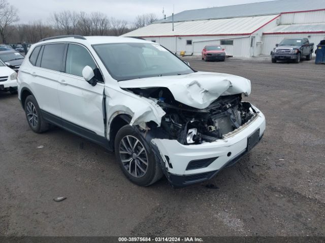 VOLKSWAGEN TIGUAN 2019 3vv2b7ax7km119916