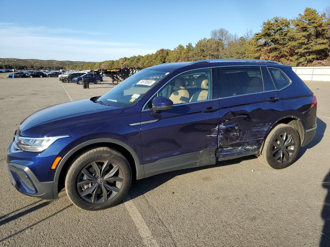 VOLKSWAGEN TIGUAN 2022 3vv2b7ax7nm164973