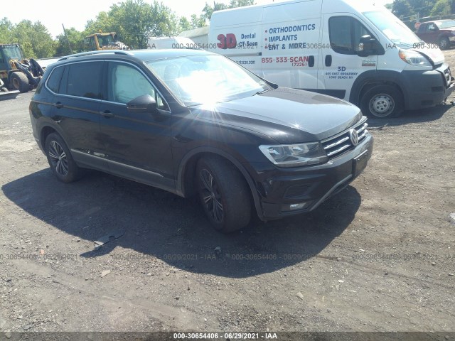 VOLKSWAGEN TIGUAN 2018 3vv2b7ax8jm015353