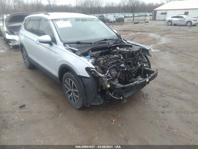 VOLKSWAGEN TIGUAN 2018 3vv2b7ax8jm039085