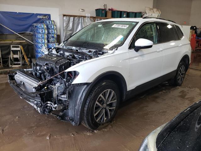 VOLKSWAGEN TIGUAN SE 2018 3vv2b7ax8km023566