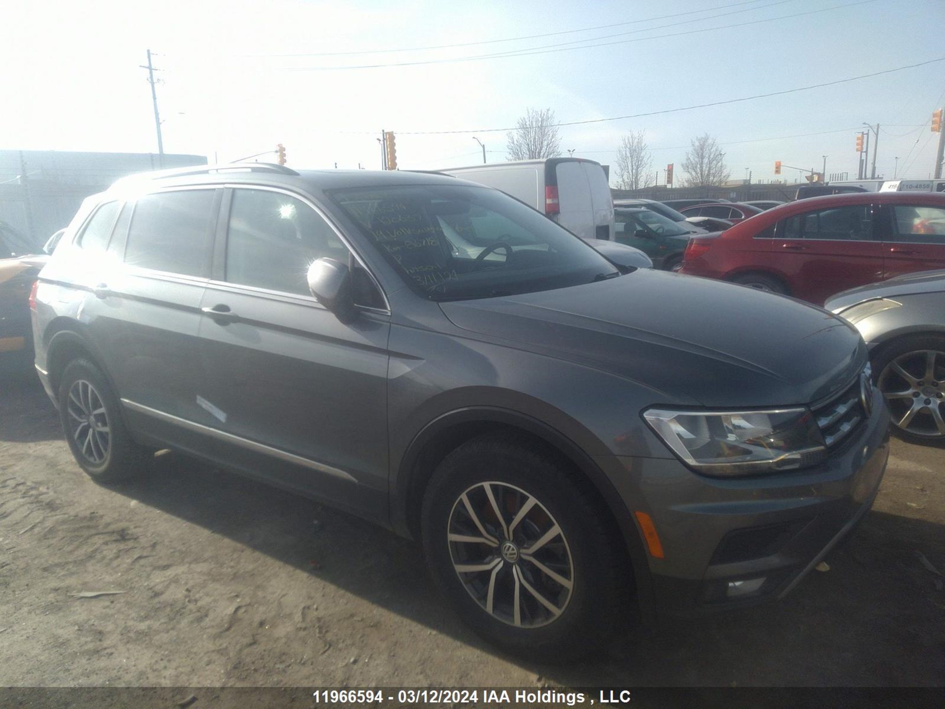 VOLKSWAGEN TIGUAN 2019 3vv2b7ax8km120637