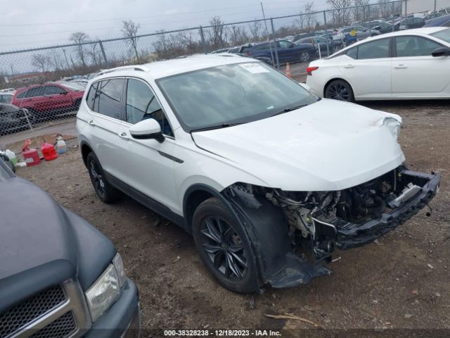 VOLKSWAGEN TIGUAN 2022 3vv2b7ax8nm097588