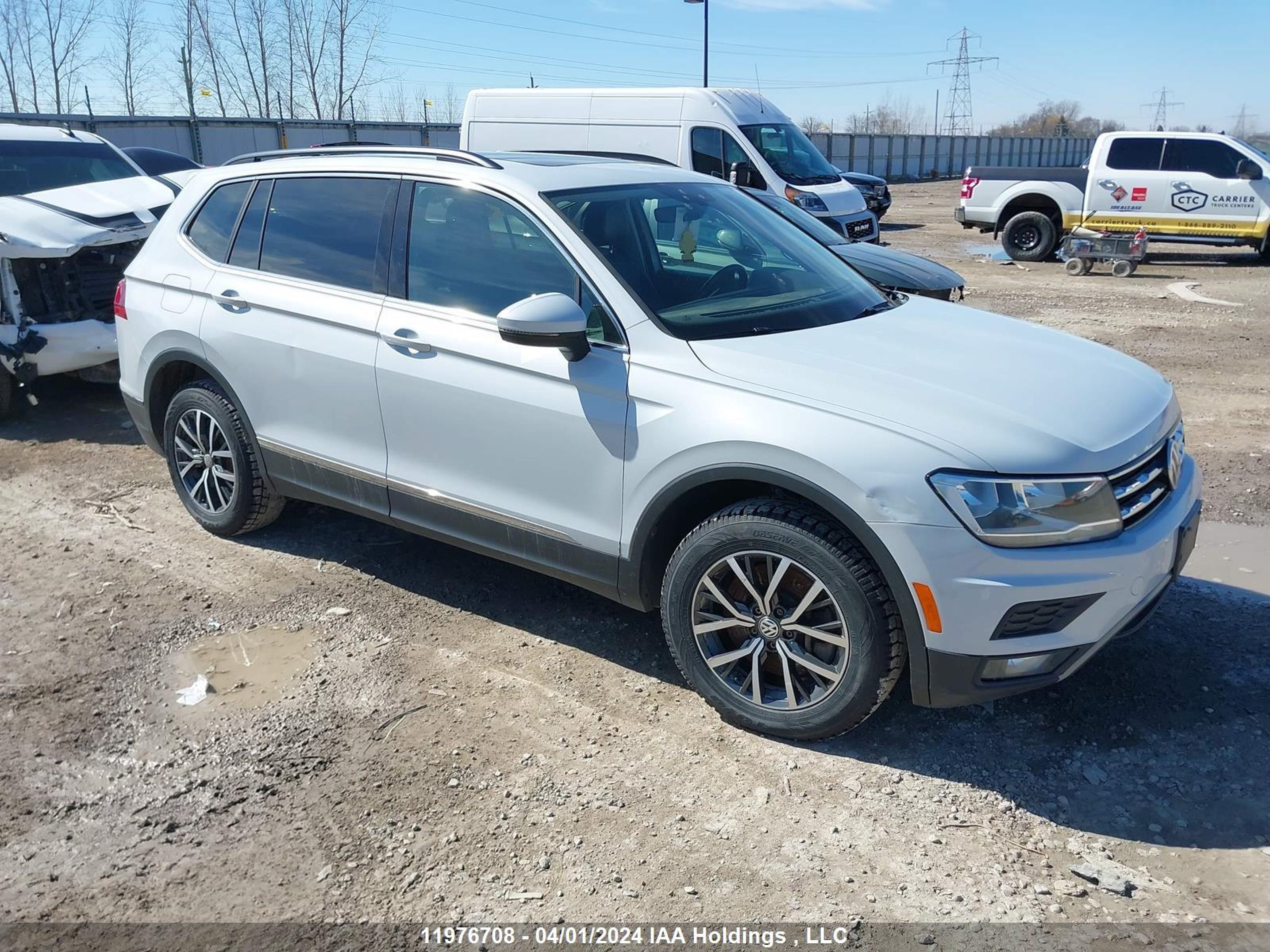 VOLKSWAGEN TIGUAN 2018 3vv2b7ax9jm053612