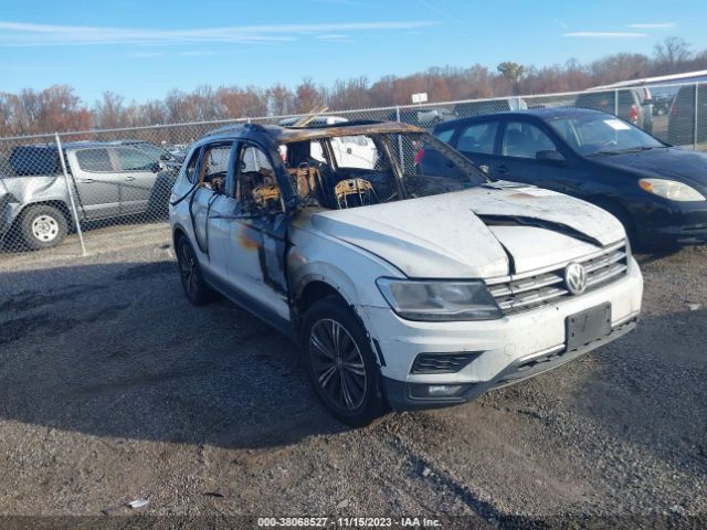 VOLKSWAGEN TIGUAN 2018 3vv2b7ax9jm198438