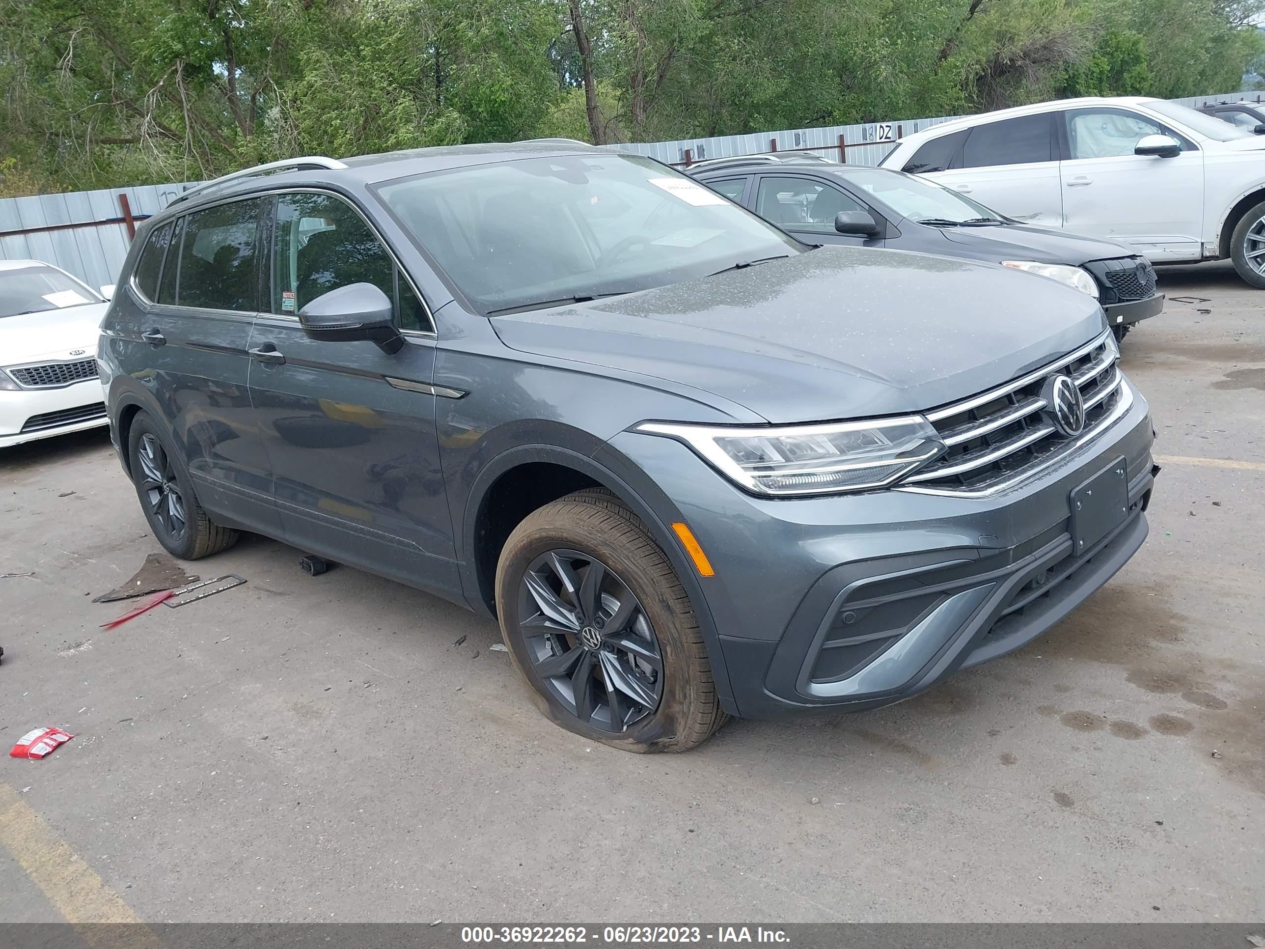 VOLKSWAGEN TIGUAN 2023 3vv2b7ax9pm066353