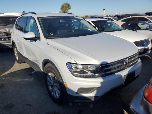 VOLKSWAGEN TIGUAN SE 2018 3vv2b7axxjm074386