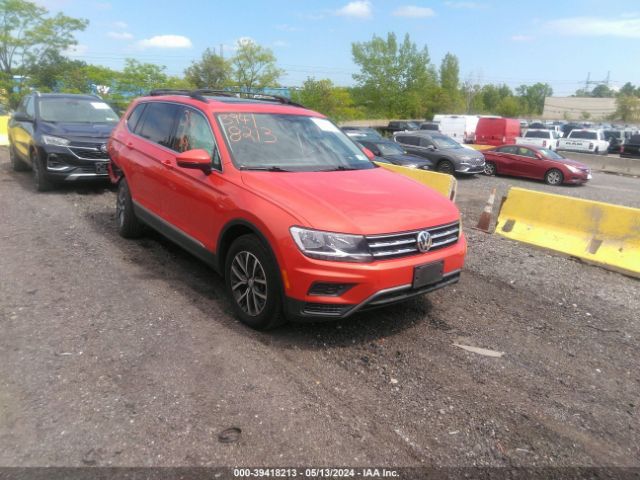 VOLKSWAGEN TIGUAN 2018 3vv2b7axxjm206336