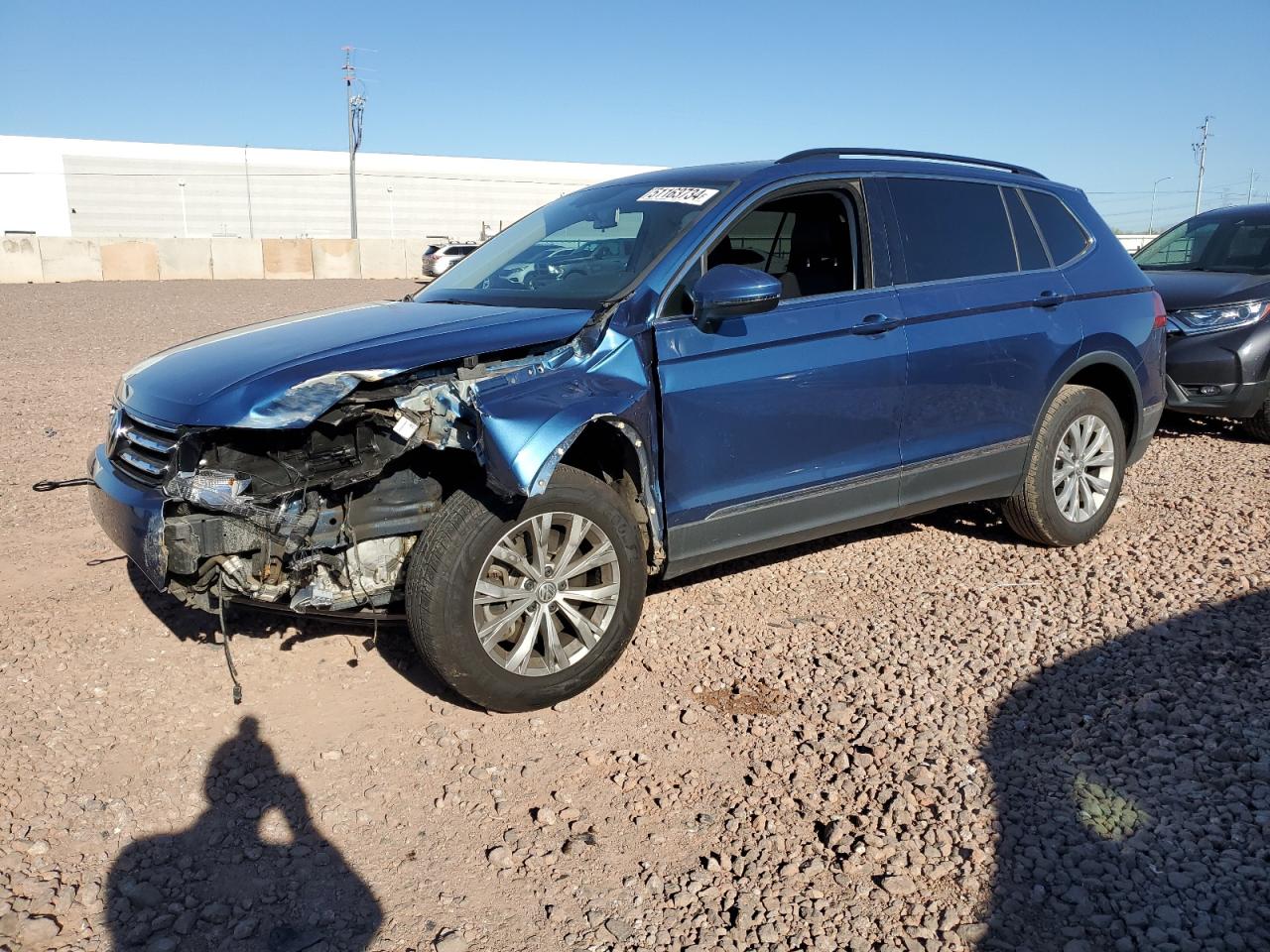 VOLKSWAGEN TIGUAN 2018 3vv3b7ax0jm008496