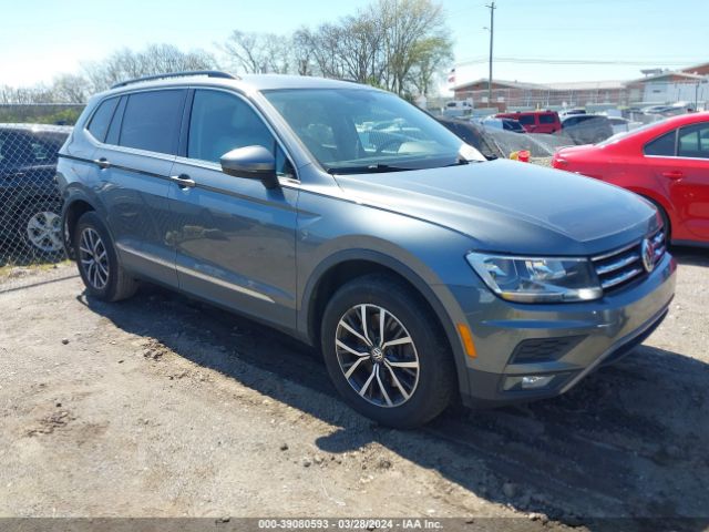 VOLKSWAGEN TIGUAN 2018 3vv3b7ax0jm019076