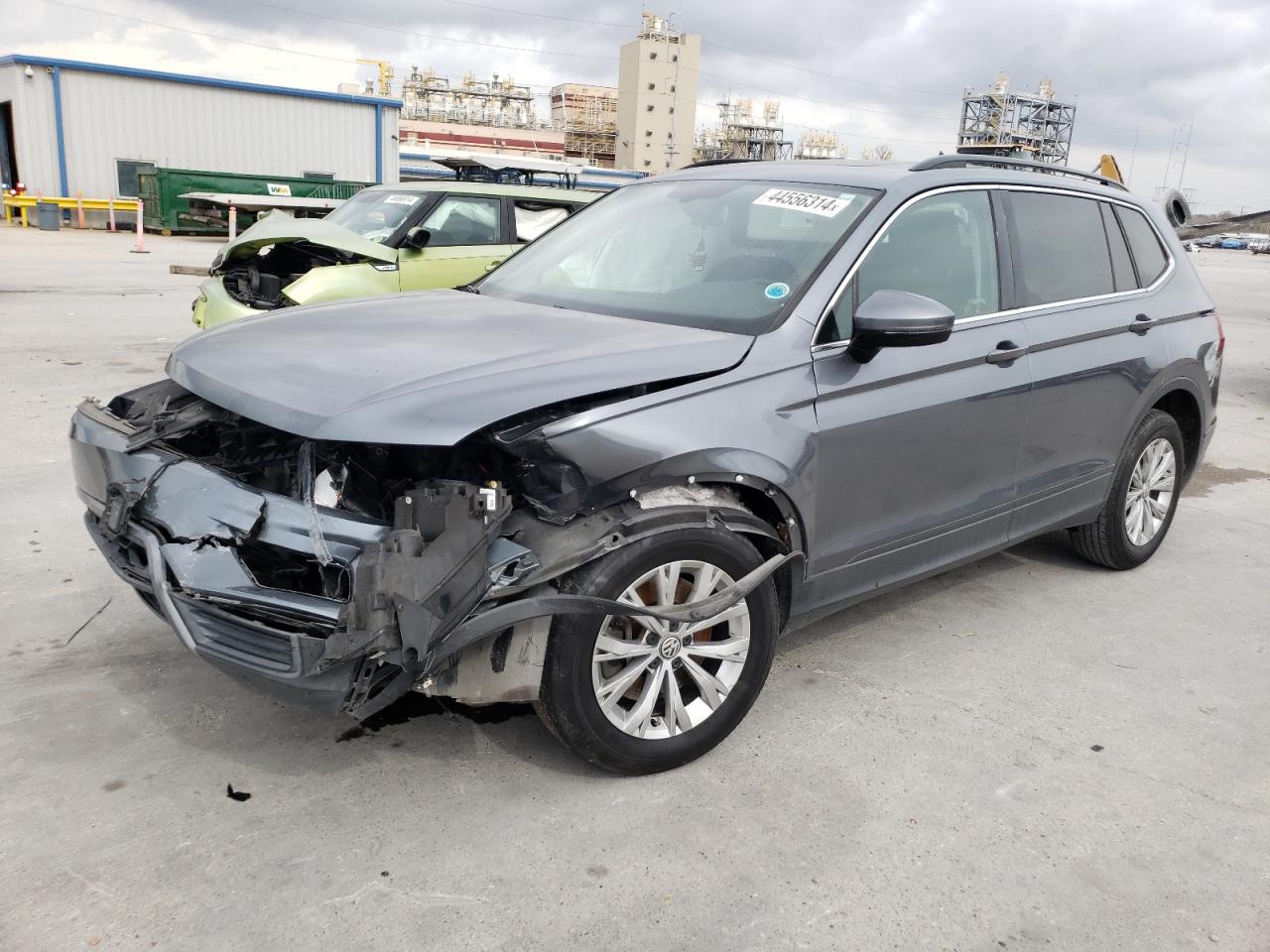 VOLKSWAGEN TIGUAN 2019 3vv3b7ax0km078145