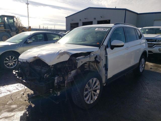 VOLKSWAGEN TIGUAN 2018 3vv3b7ax1jm010077