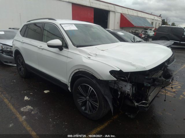 VOLKSWAGEN TIGUAN 2018 3vv3b7ax1jm064558