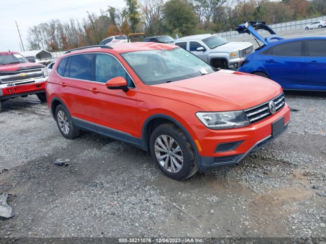 VOLKSWAGEN TIGUAN 2018 3vv3b7ax2jm102346