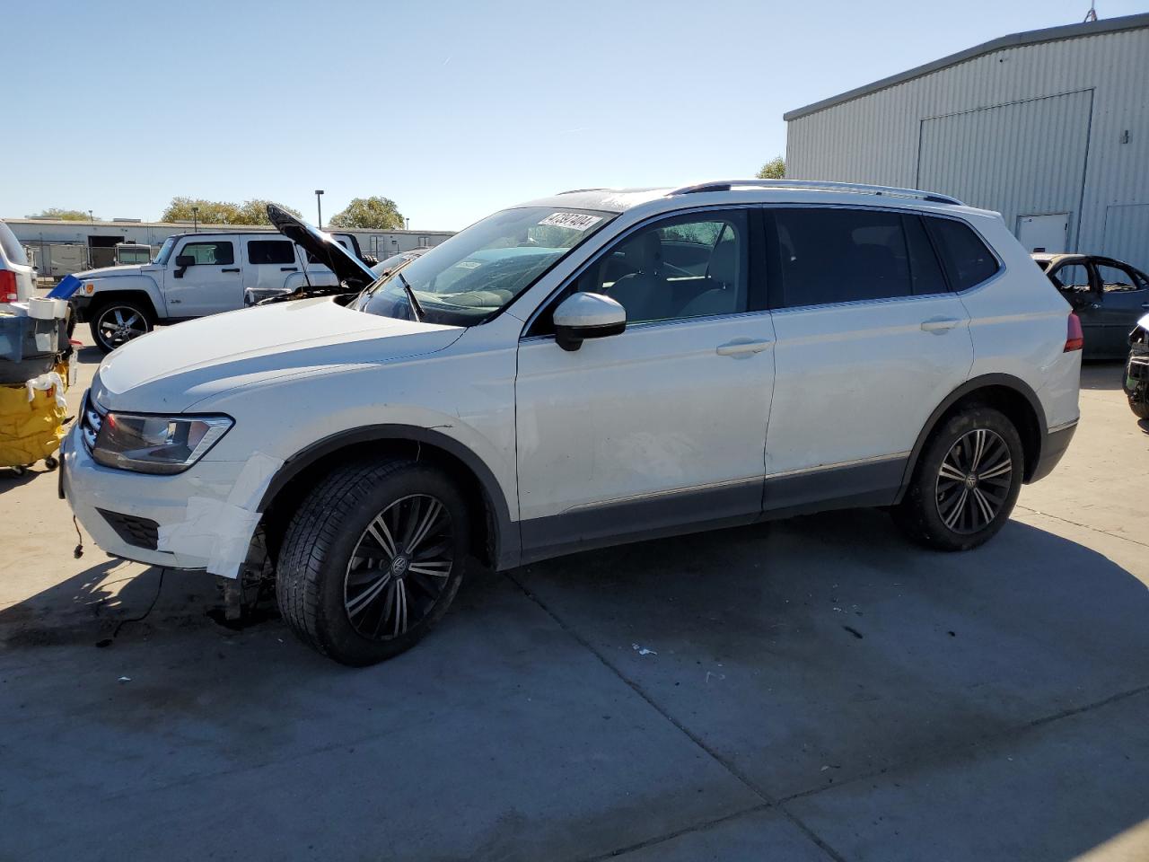 VOLKSWAGEN TIGUAN 2019 3vv3b7ax2km074839