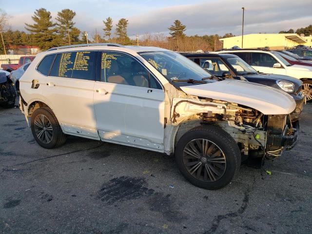 VOLKSWAGEN TIGUAN 2018 3vv3b7ax3jm073424