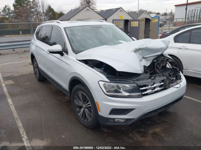 VOLKSWAGEN TIGUAN 2018 3vv3b7ax3jm074170