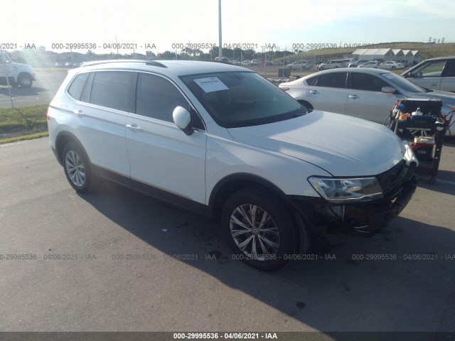 VOLKSWAGEN TIGUAN 2018 3vv3b7ax3jm096928