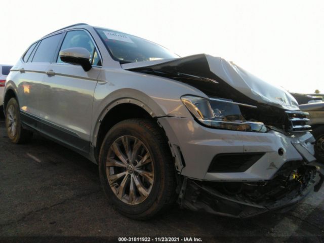 VOLKSWAGEN TIGUAN 2018 3vv3b7ax3jm133363