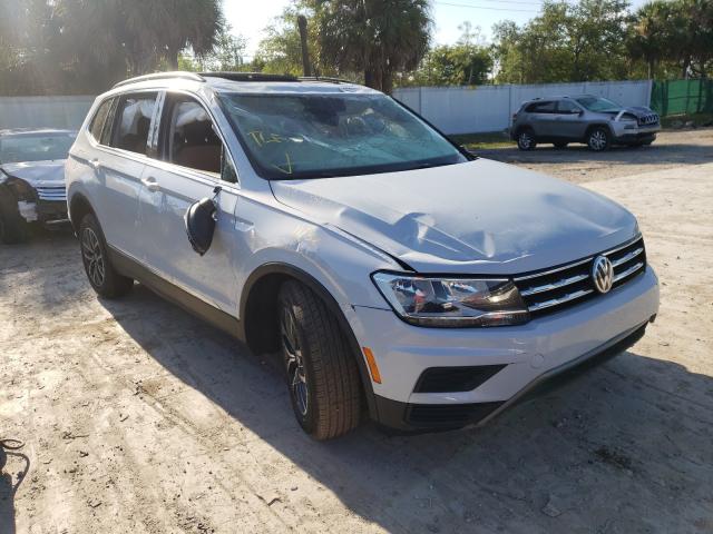 VOLKSWAGEN NULL 2018 3vv3b7ax3jm204335