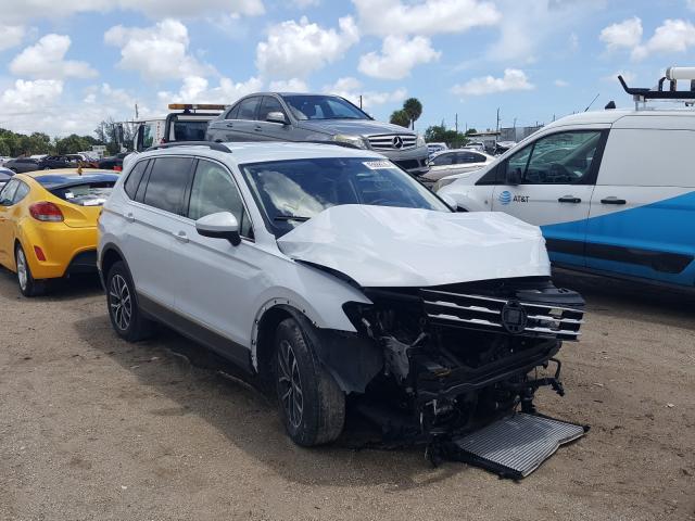 VOLKSWAGEN TIGUAN SE 2018 3vv3b7ax4jm003995