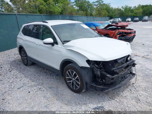 VOLKSWAGEN TIGUAN 2018 3vv3b7ax4jm064554